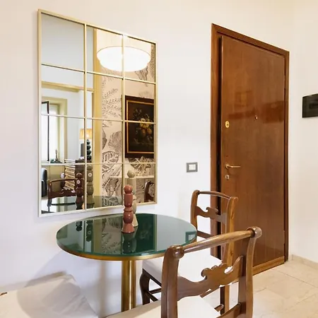 Easylife - Dimora Di Classe In Zona Conciliazione * Milan